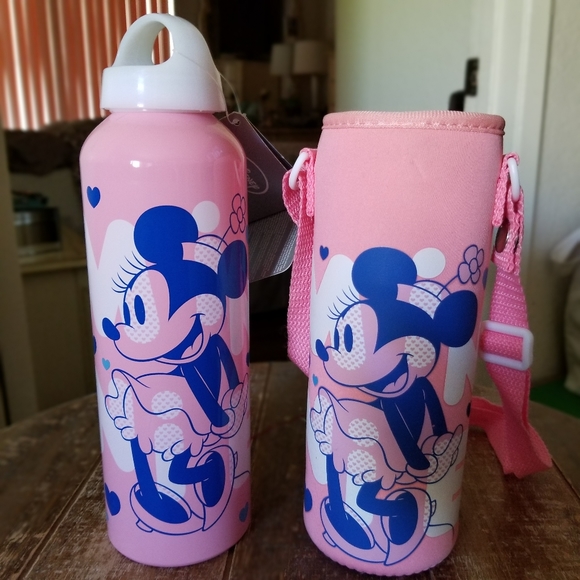 NWT- Minnie Mouse Water Bottle & Carrier - Picture 2 of 5